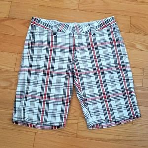 Hurley CASH SHORT Black Red White Plaid Bermuda Walking Casual D Junior's Shorts Hurley CASH SHORT Black Red White Plaid Bermuda Walking Casual D Junior's Shorts